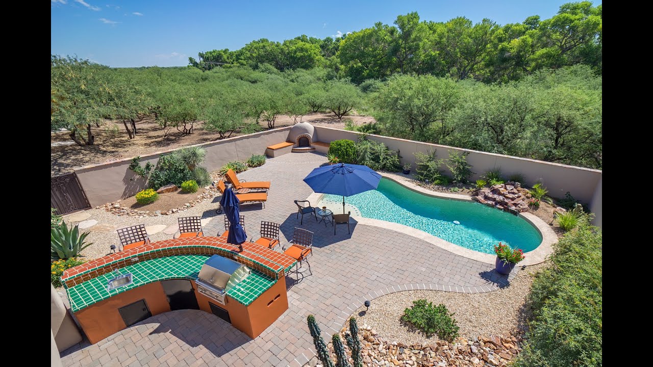 Barrio de Tubac: Santiago Property Highlight with Sally Robling